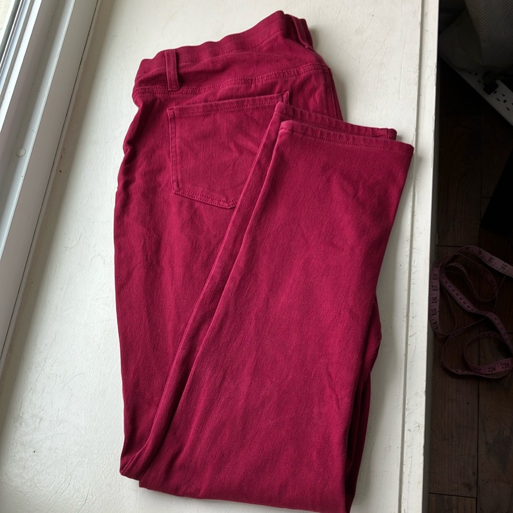 Red jeggings